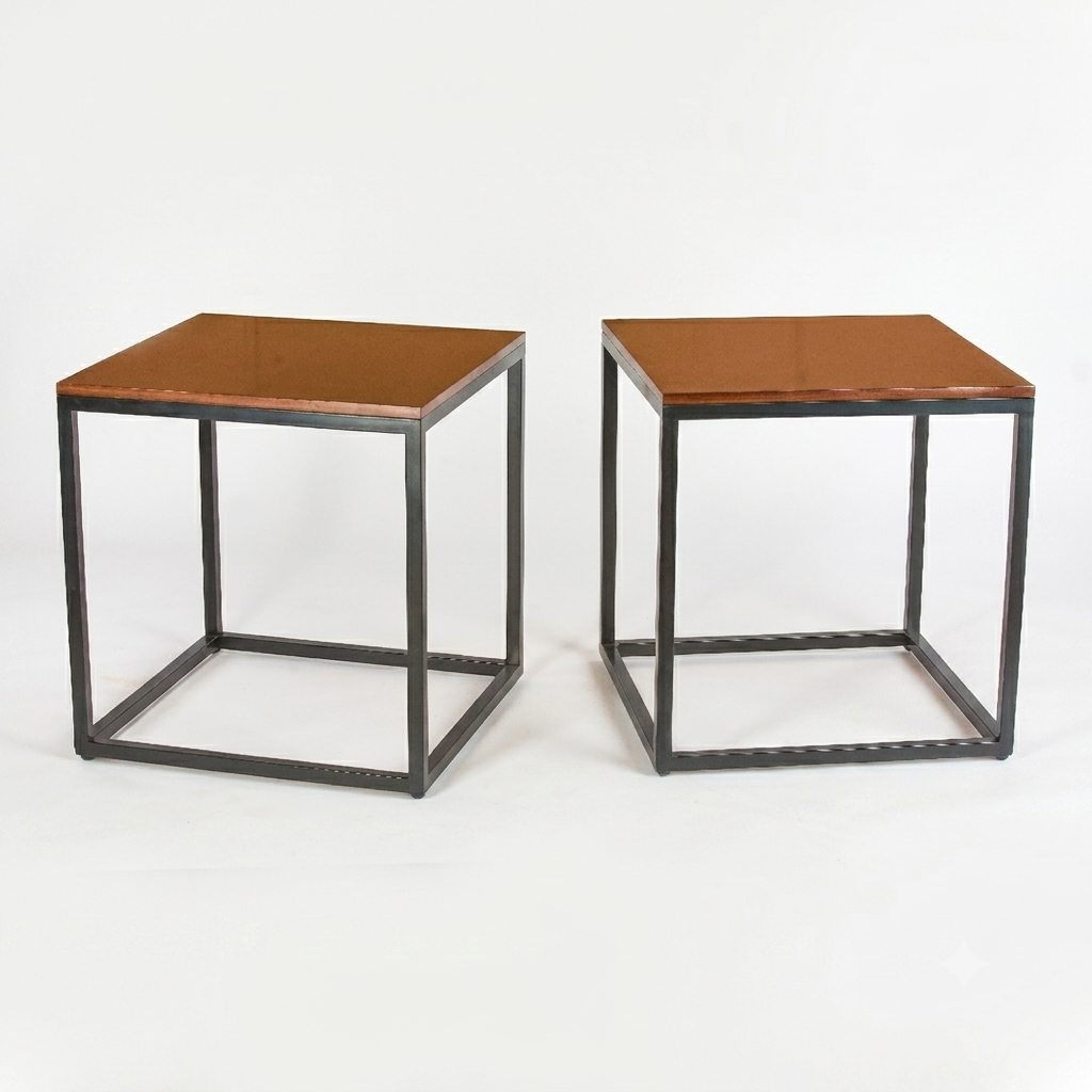 LEO Table