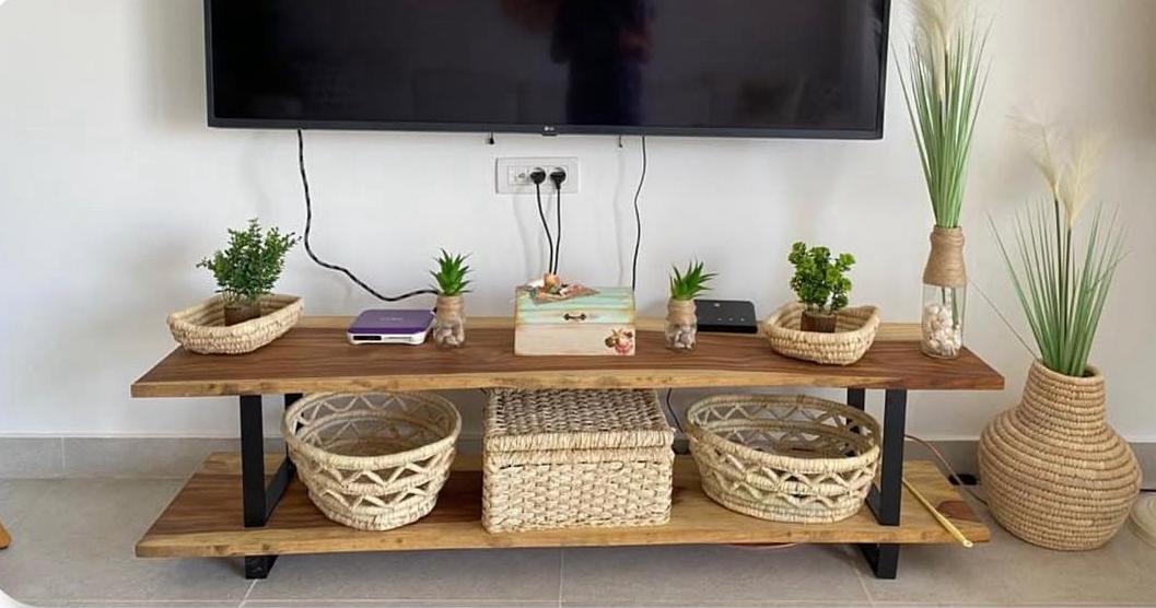 Rusk TV Unit