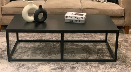 BLACK Table