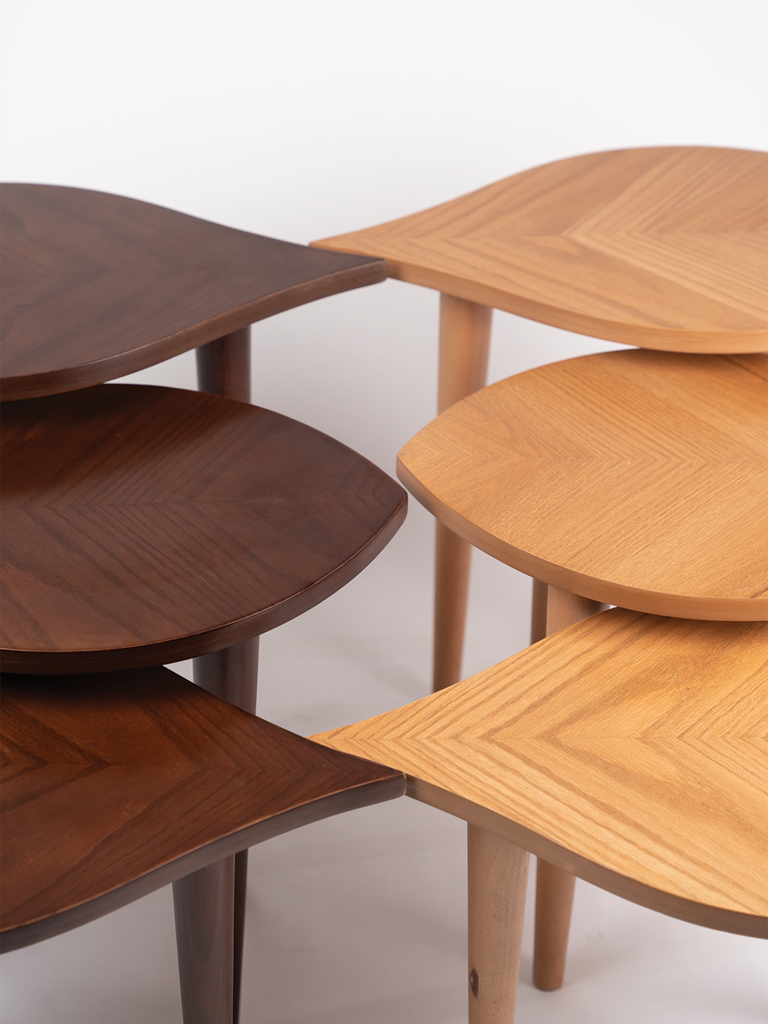 Leaf Table Set